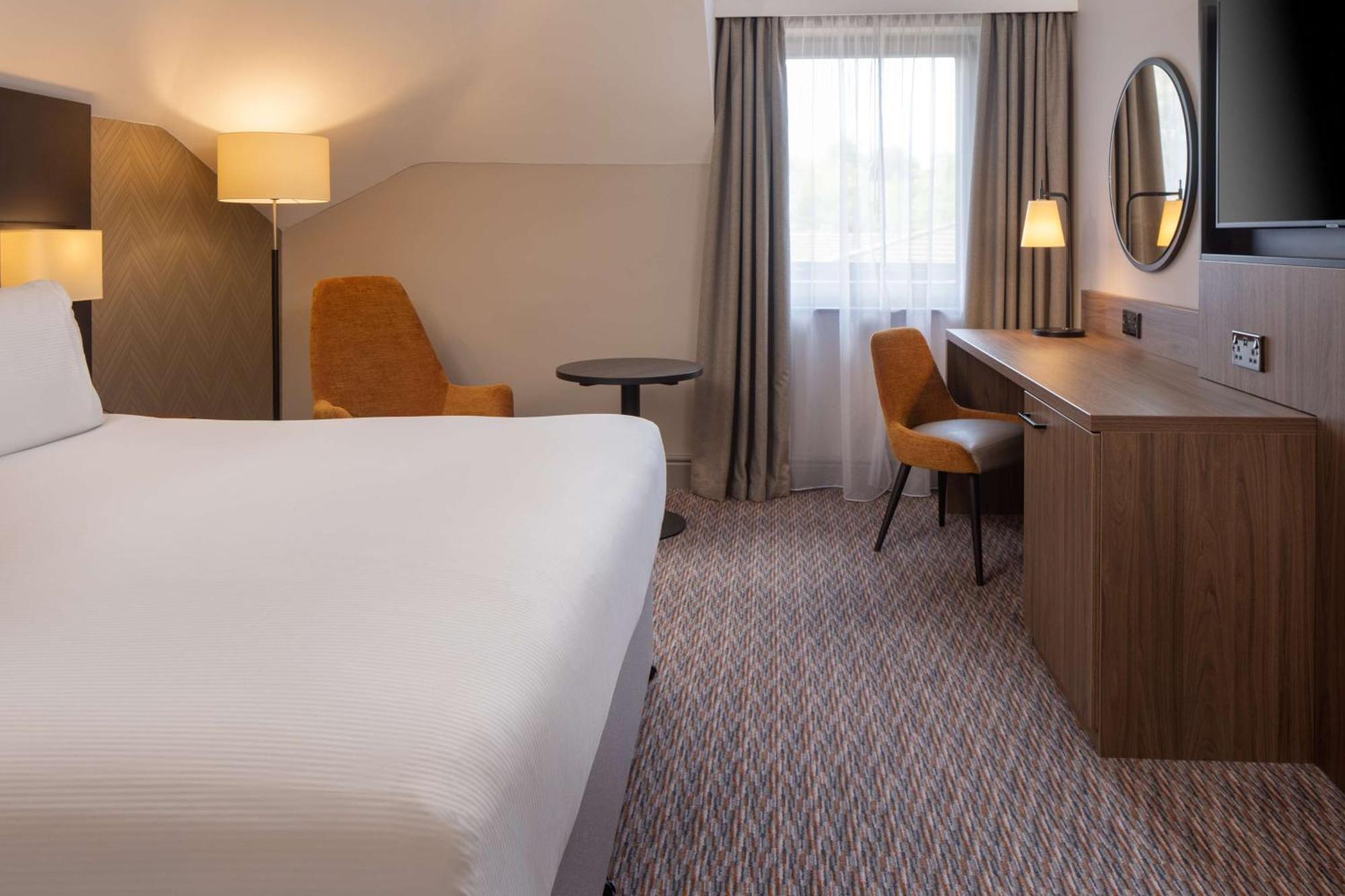 Doubletree By Hilton Southampton Hotel Exterior foto